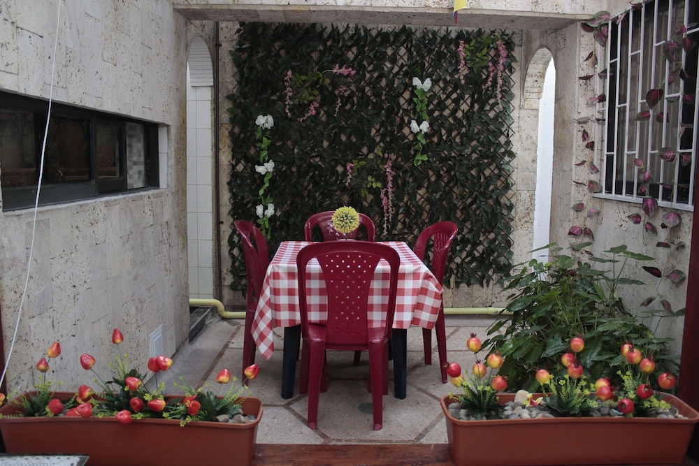 Casa Blanca Just For Travelers
