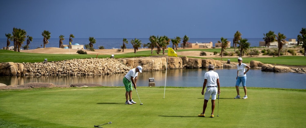 Stayr Somabay - Bay life home rentals
