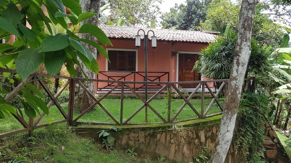 Hotel Cantinho Das Flores view 3