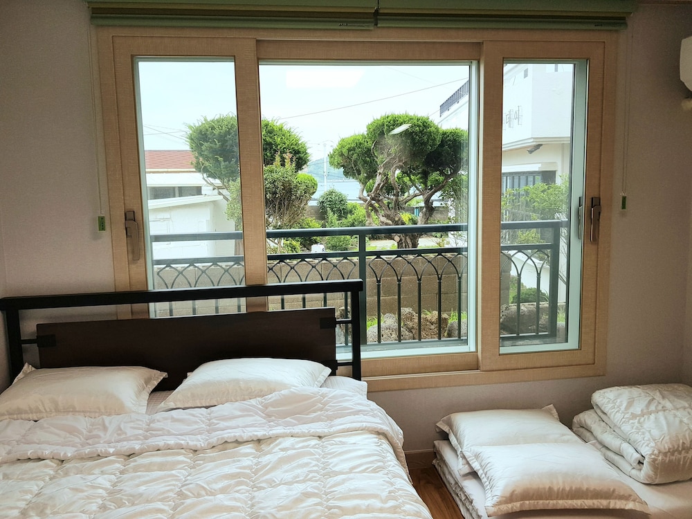 Jangsugot Pension view 4