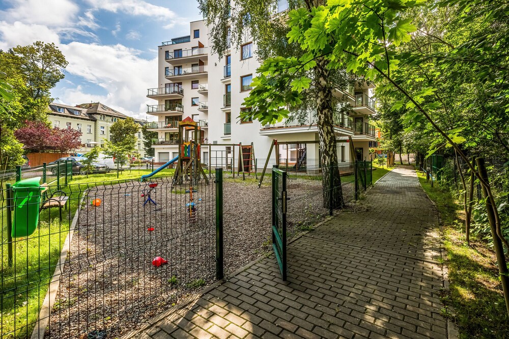 Apartment Mariner by Renters view 4