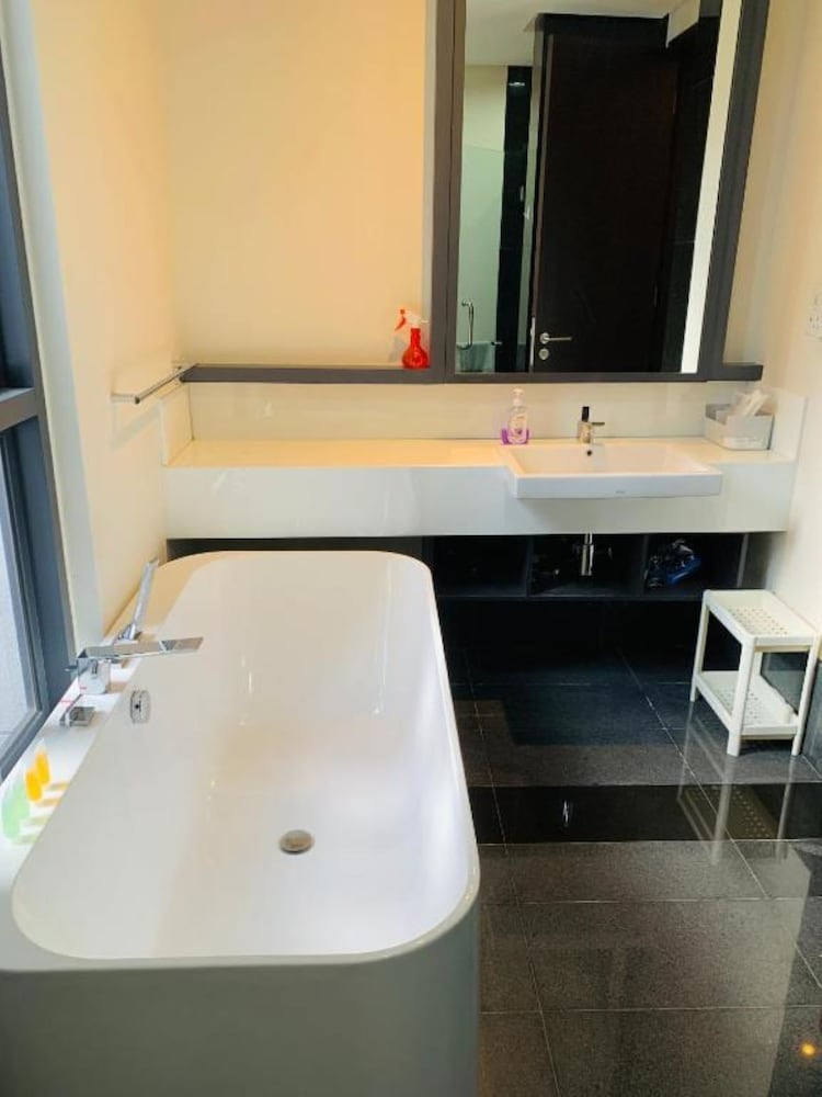 The Mews KLCC By Service Apartment