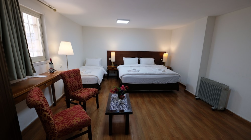 St. George’s Cathedral Pilgrim Guesthouse – Jerusalem