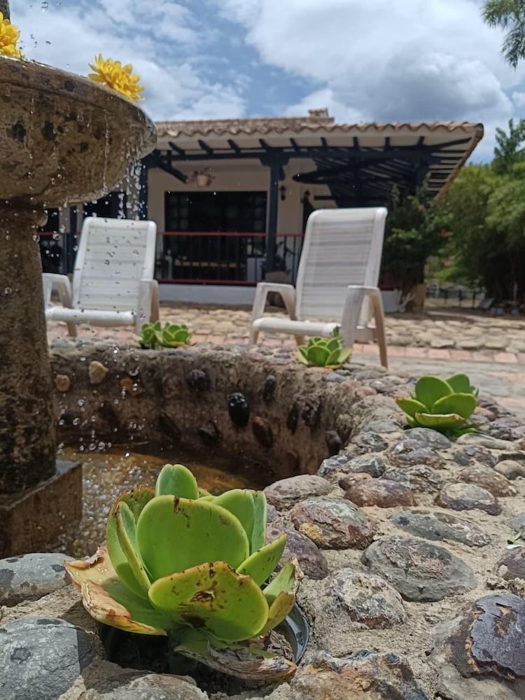 ESTANCIA VILLA BLANCA