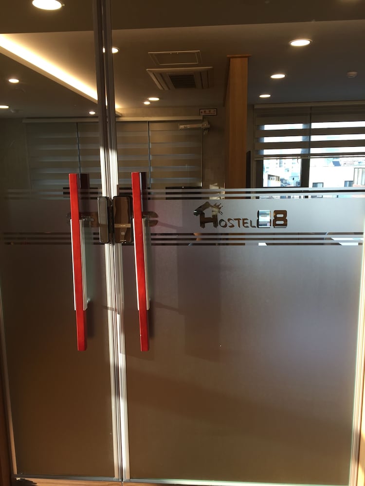 Seoul Crown 88 Guest House - Foreign Guests Only