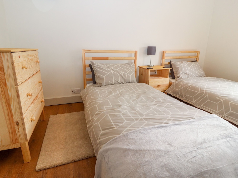 Well House Farm Flat 2 view 5