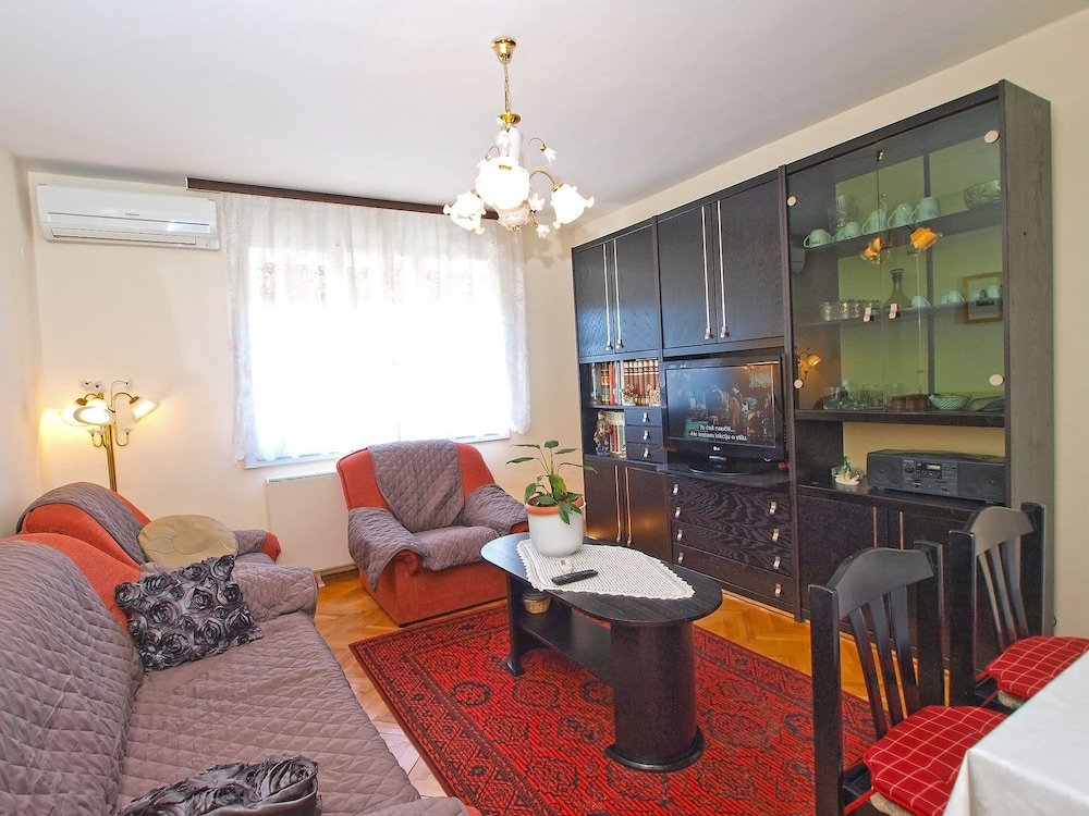 Apartment 1414 view 3