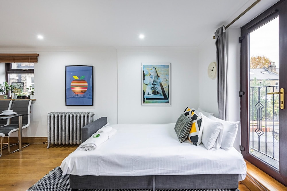 London 2 Bed Apartment With Free Wifi