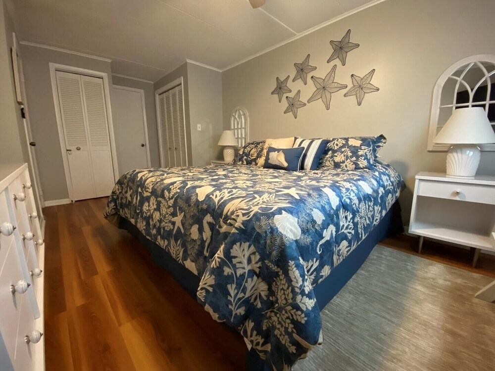Thunder Island 109c 2 Bedroom Condo by RedAwning view 2