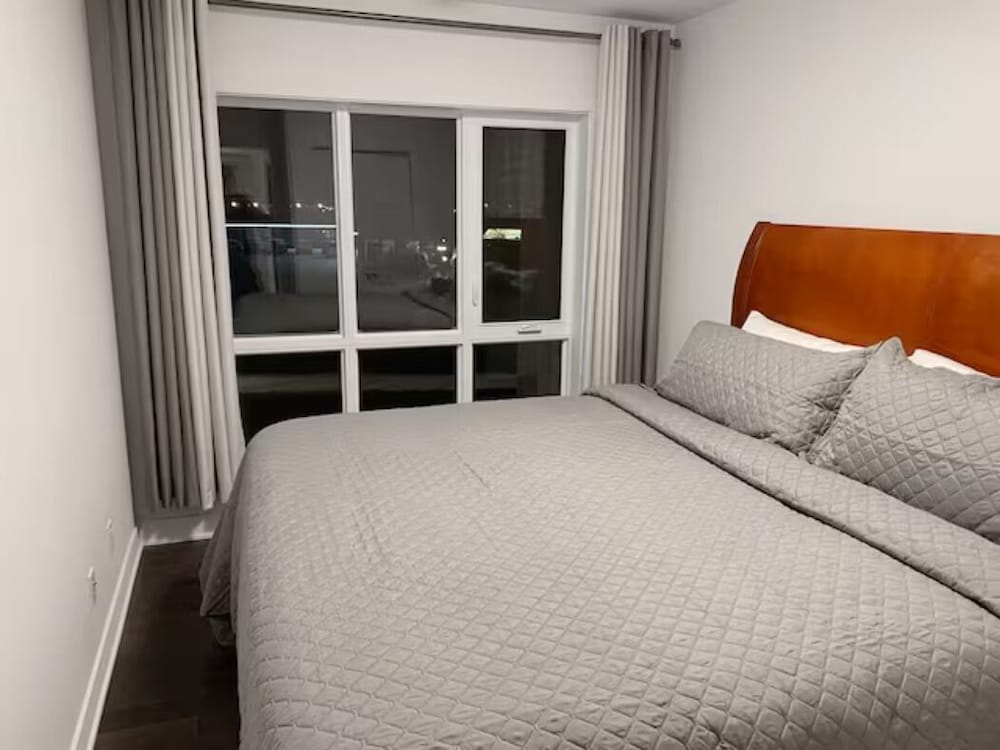 2001 Av. Beaconsfield