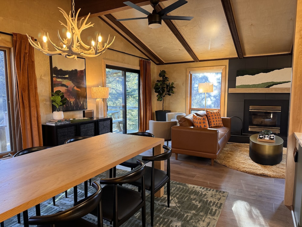 Cascade Lodge