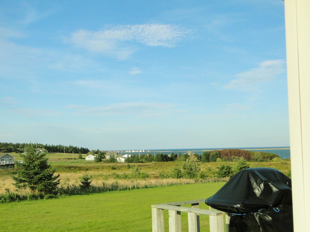 Blue Crest Cottages