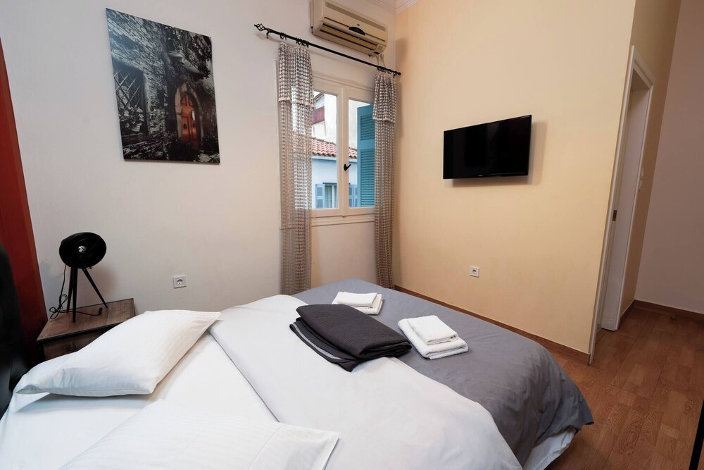 Acropolis Lux Retreat Apartment