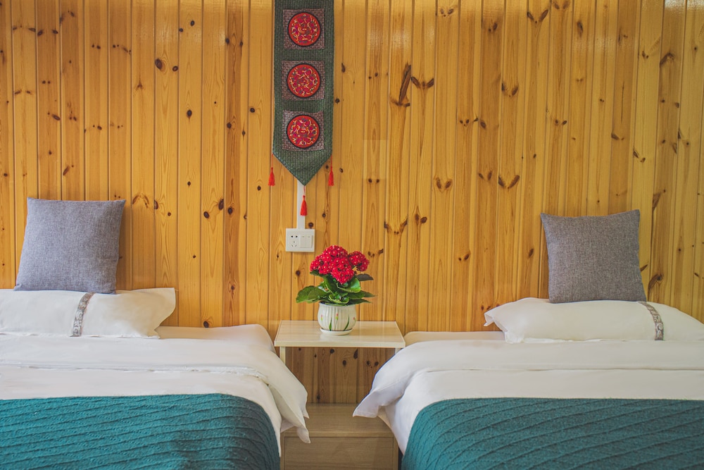Happy live hotel