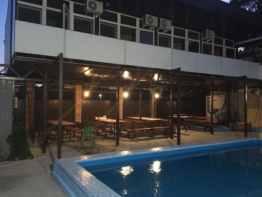 Guest House R&M