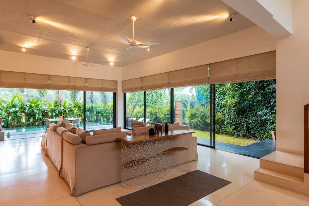Puravida I -luxury 5bhk w Pvt Pool in Anjuna