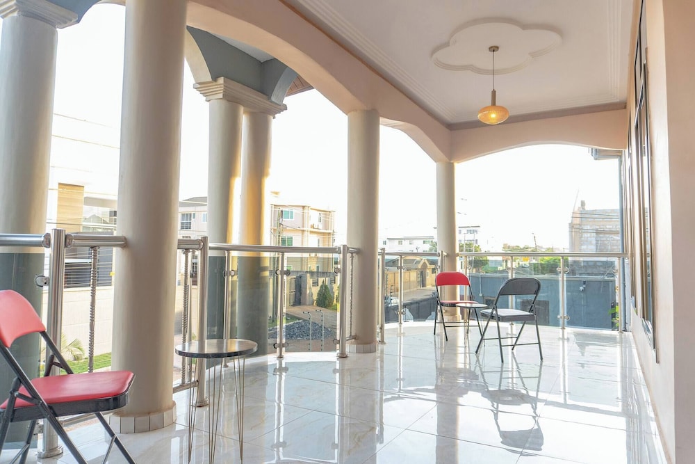 Digi Six-bedroom Accra Luxury Home at East Legon