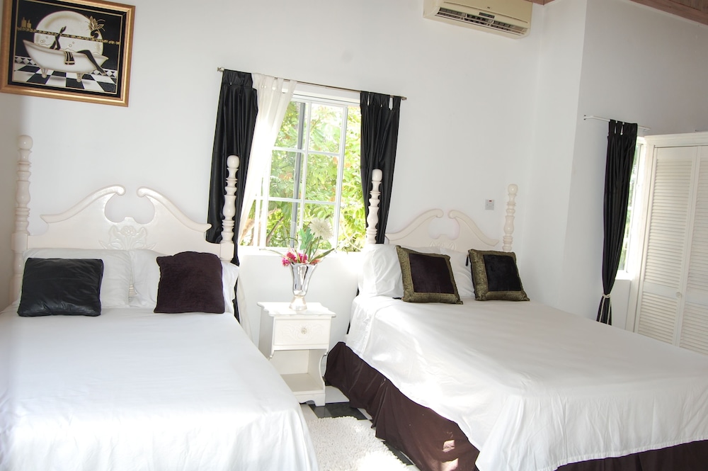 Celebrity Villa Jamaica