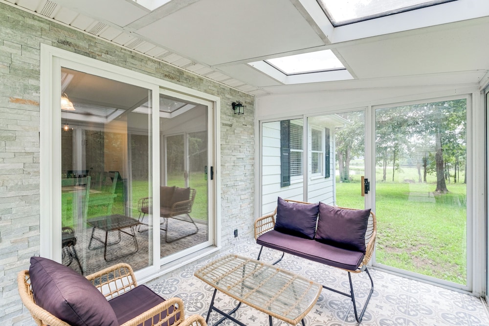 Pets Welcome: Riverfront Getaway in Colonial Beach