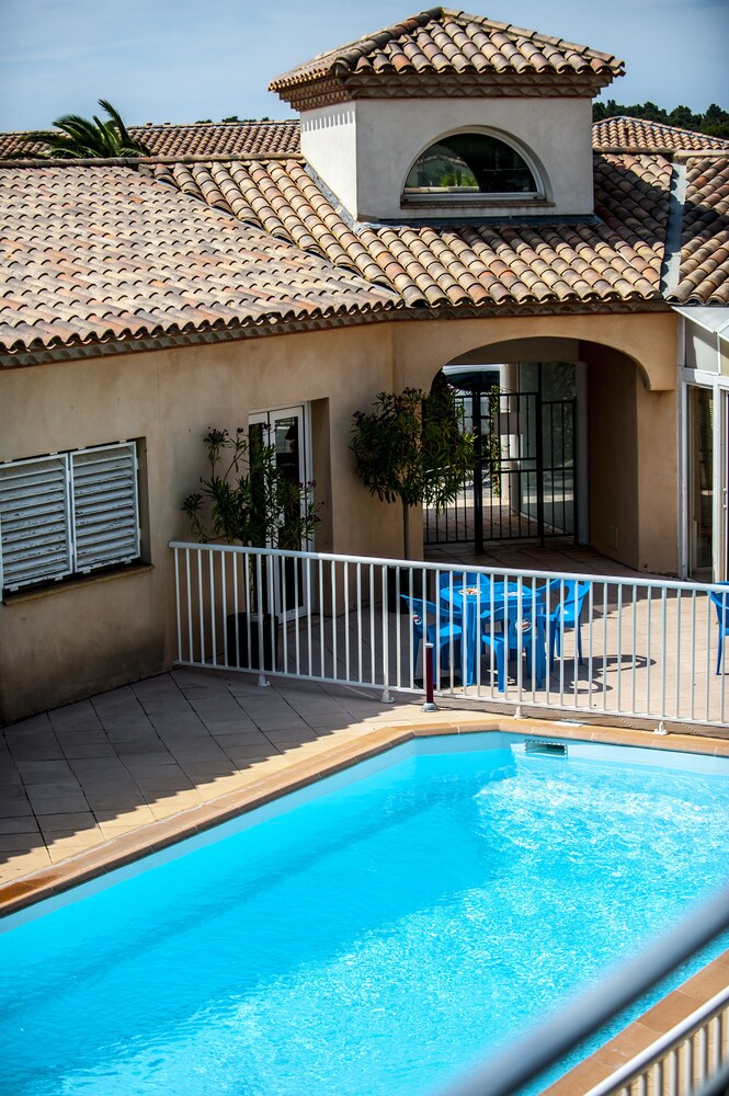 Hôtel Leukos