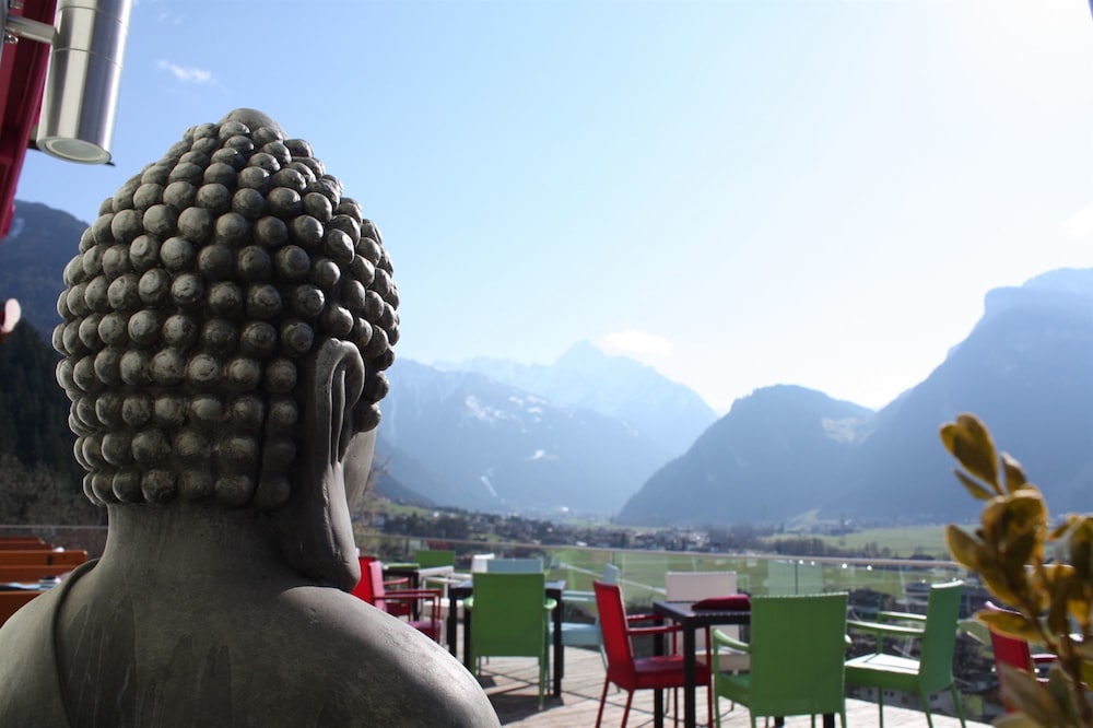 Photo 32