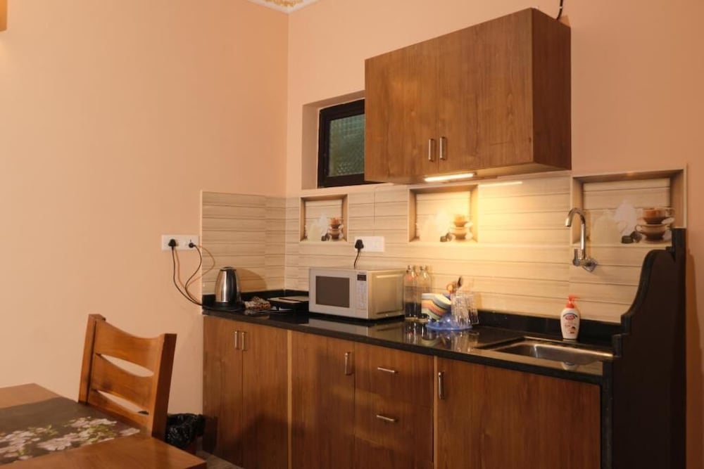Rodrigues Residency