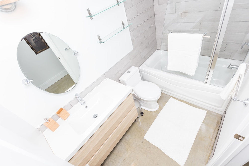 Applewood Suites - Kensington Market