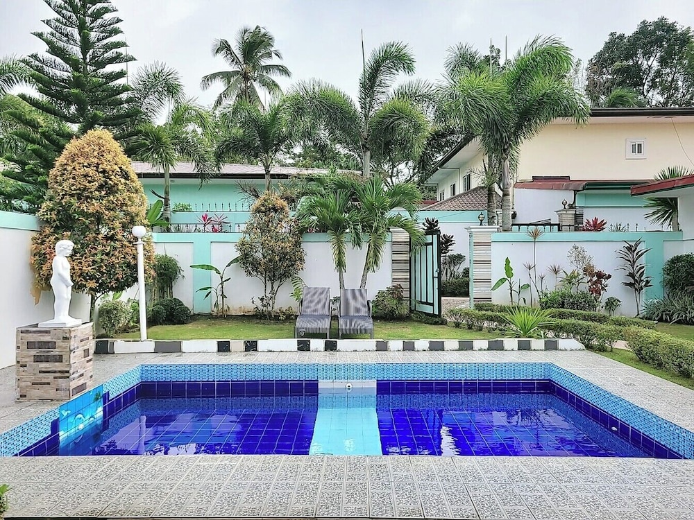 Jewelry Resort and Villas Tagaytay