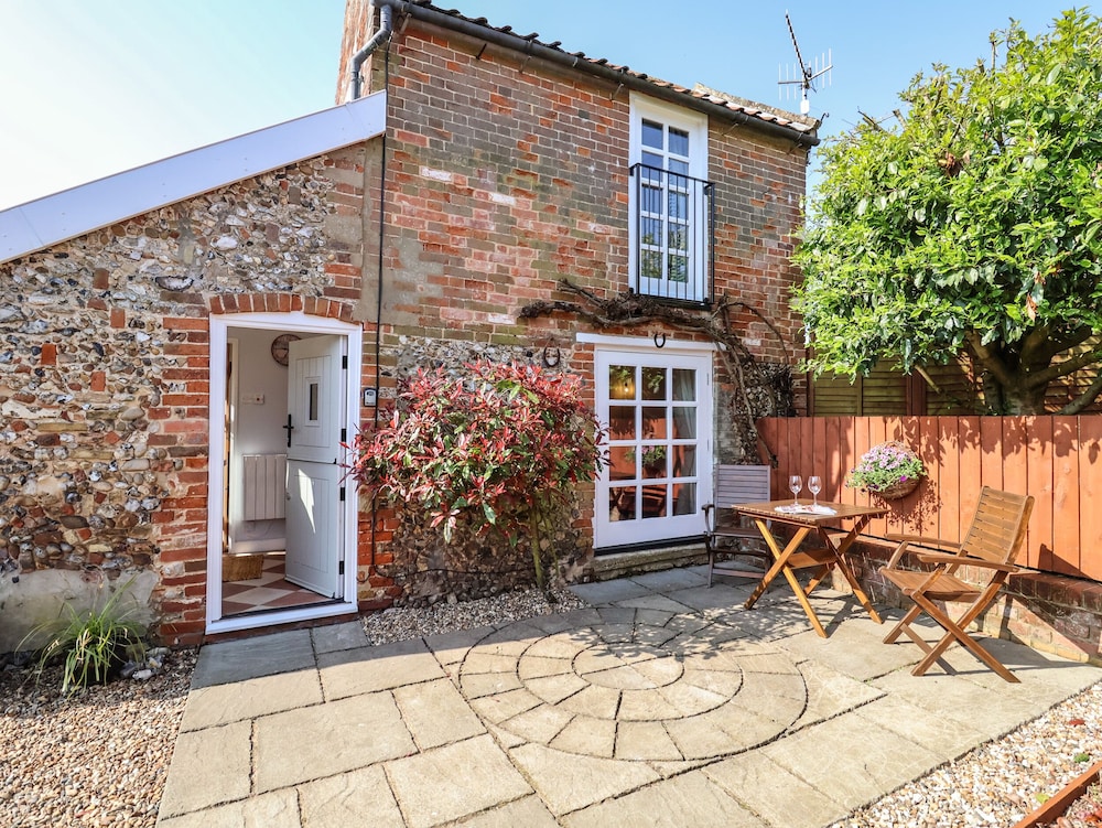 Admiral Cottage