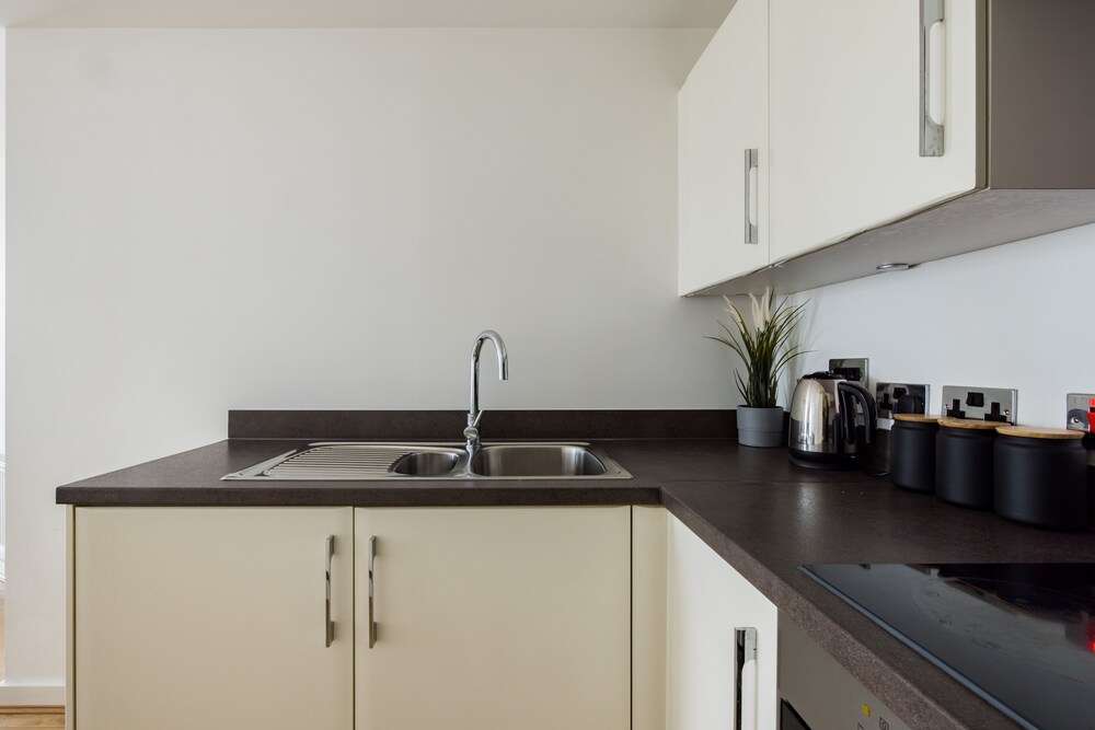 Spacious 2 Bed Flat in Hoxton