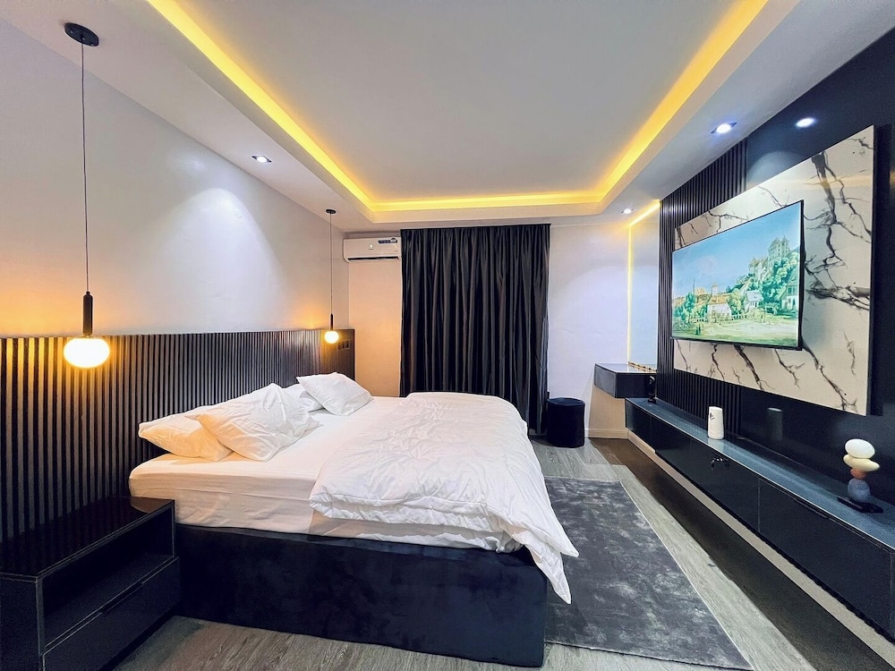 Haven On The Go Homes and Apartment