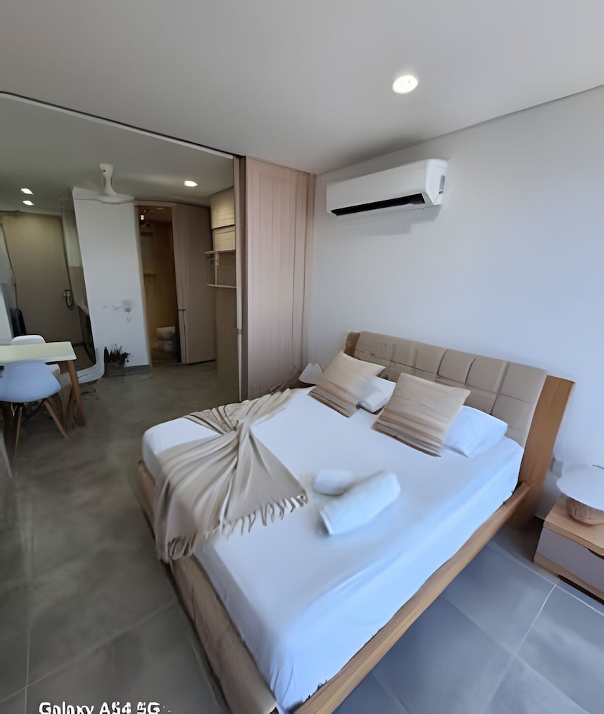 Salguero Suites