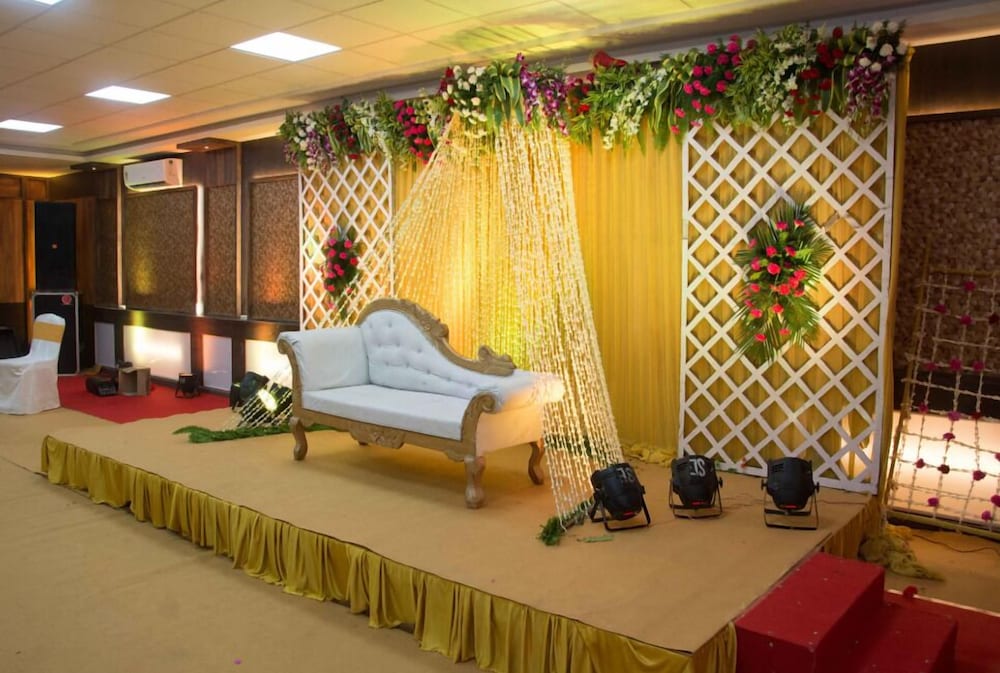 Comfort Inn Shubhra Ghazipur