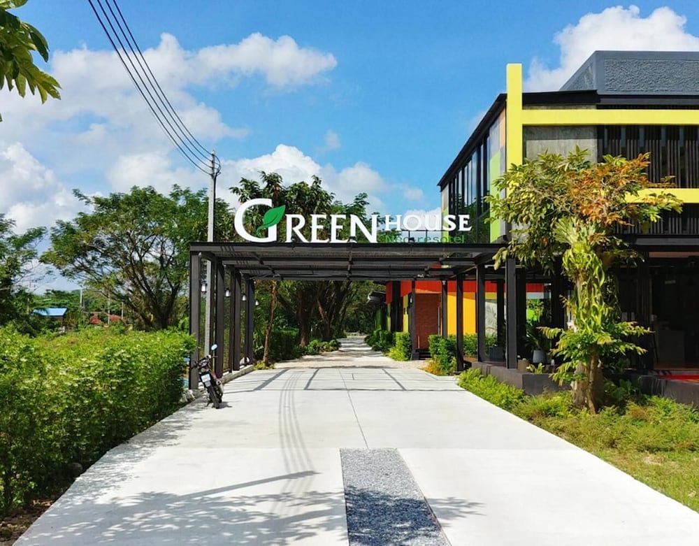 Green House Neo-Resotel - Hostel