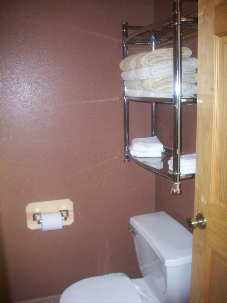 Acorns Resort