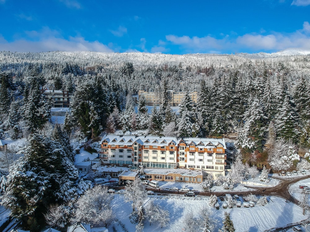 Hotel Huinid Bustillo Hotel & Spa