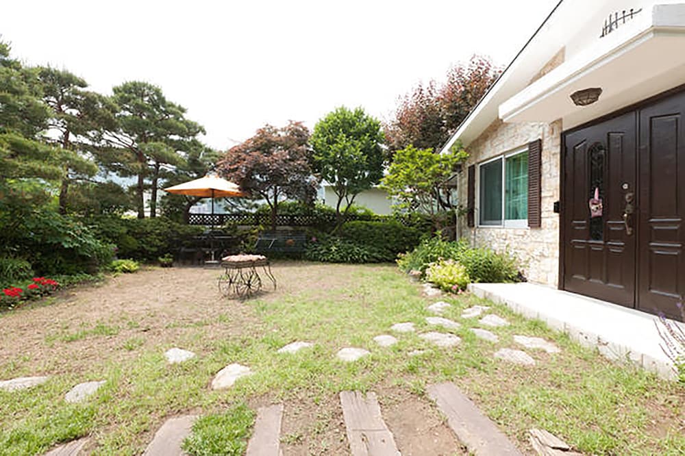 Cindy's B&B