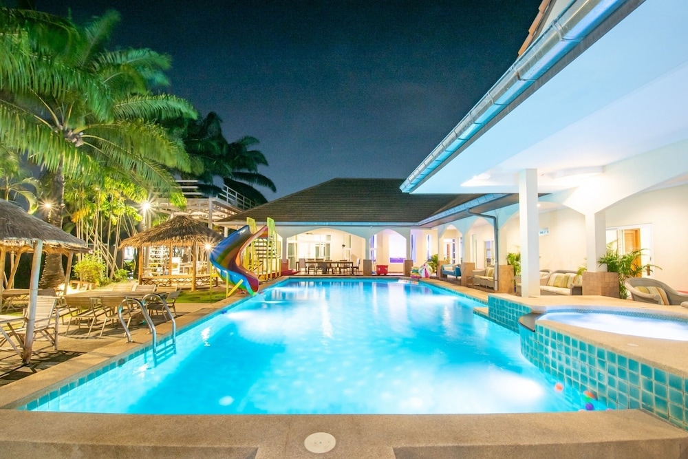 Pool Villa for Families and Party