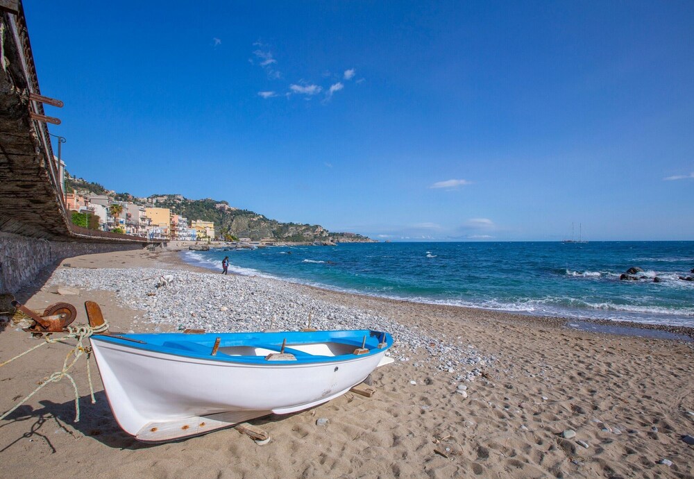 Sicilian Charm Close to Taormina view 2