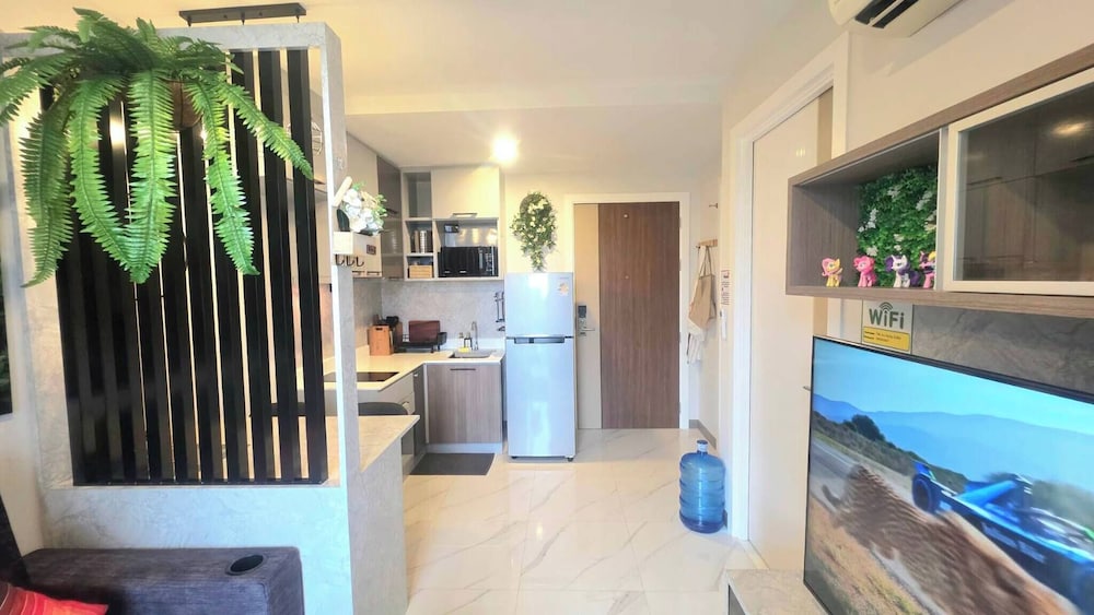 Room-a304 - 1 Bedroom Condo With Sea Vie