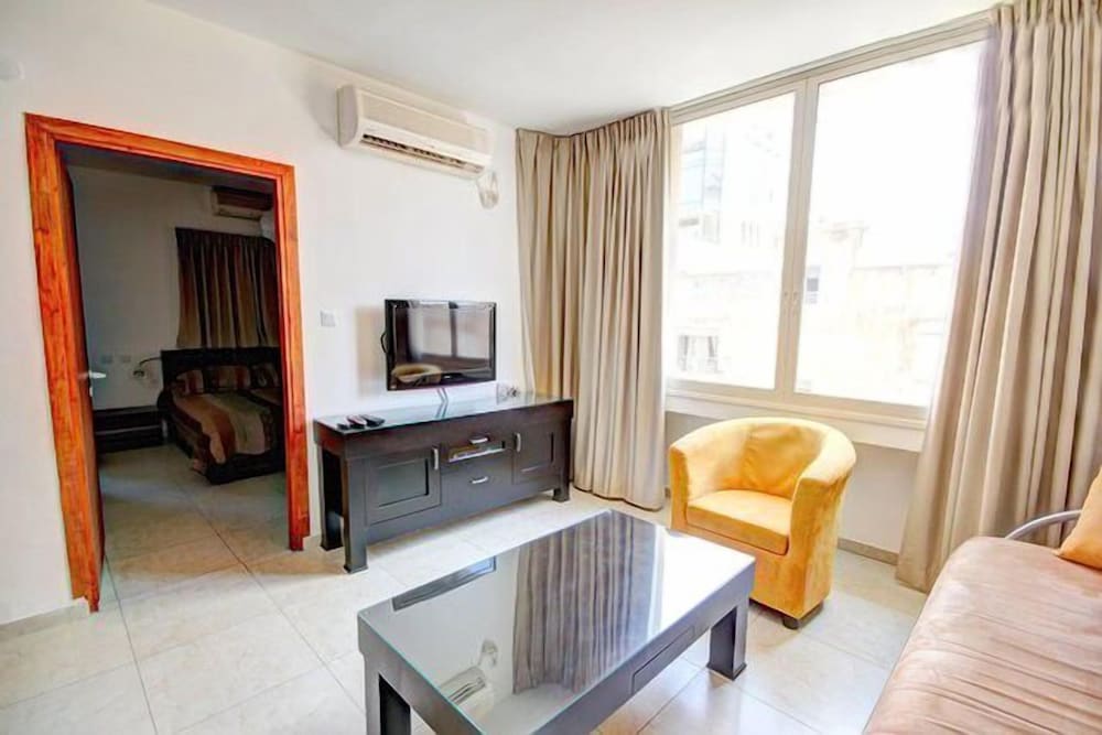 Sea Suites Apartments