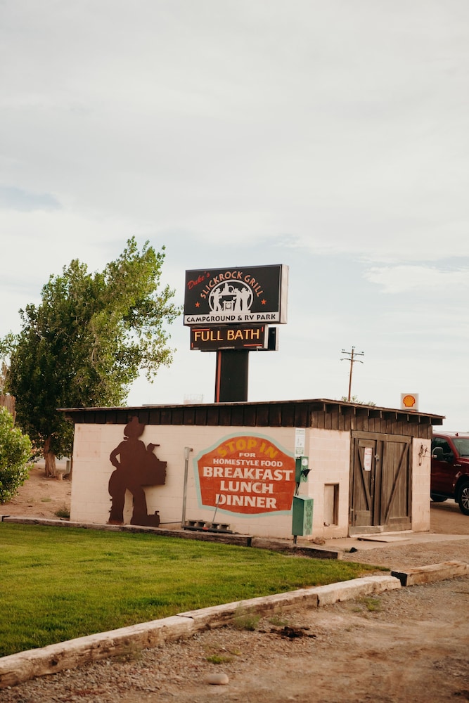 Dukes Slickrock Campground & RV Park