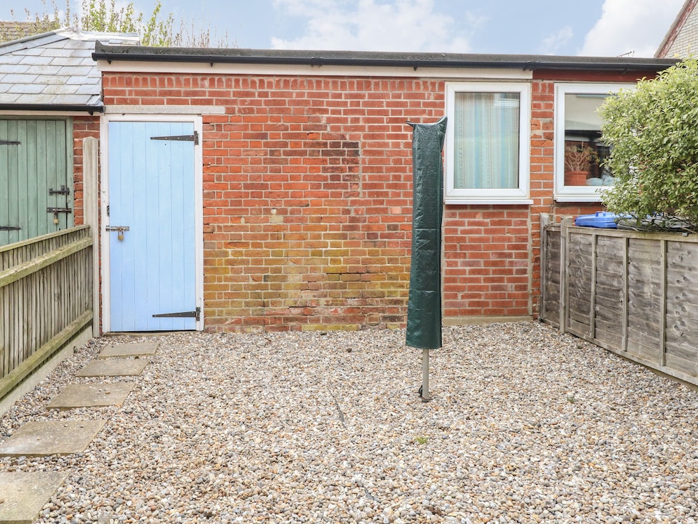 7 Coastal Cottages