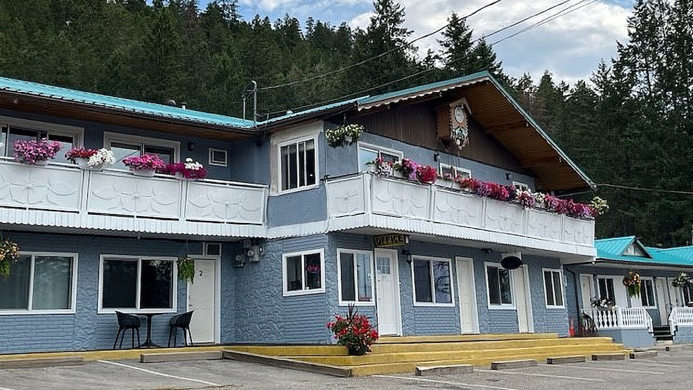 Celadon Lodge