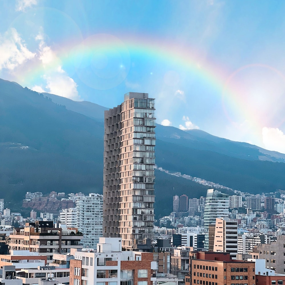 Apartamento en el edificio más alto UIO