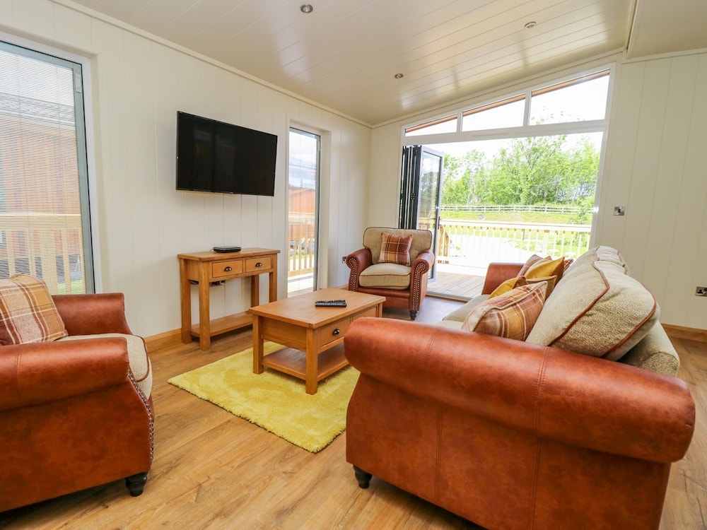 Robin Lodge view 5