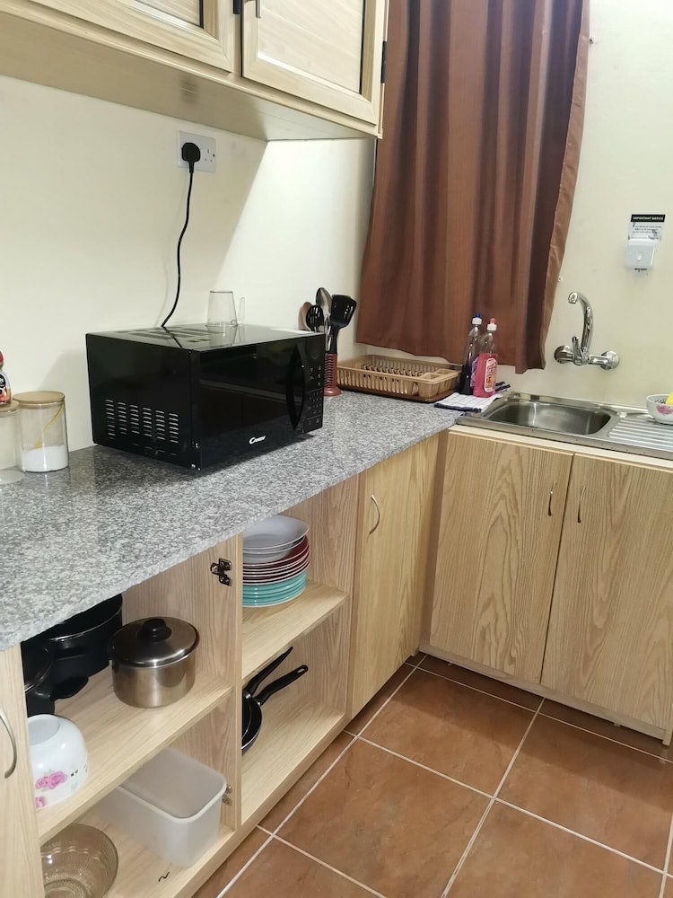 Cheerful 4-bedrooms Beachfront Home Flic en Flac view 4