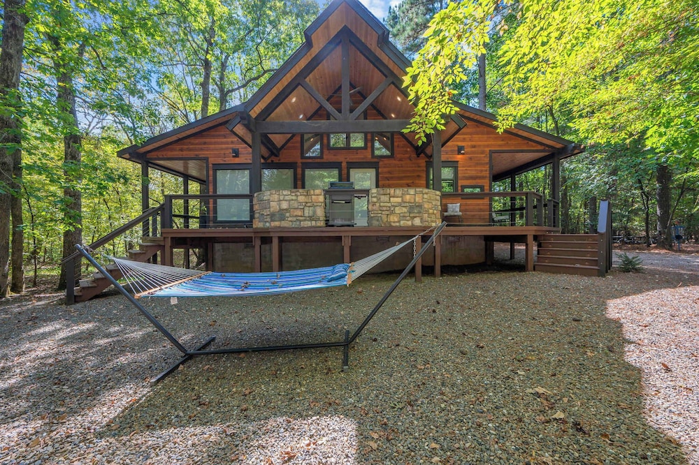 Silverbrook Cabin for 4