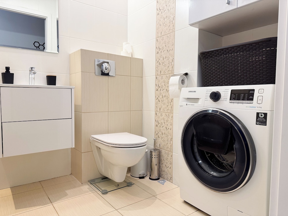 RentPlanet - Apartament przy Lotnisku