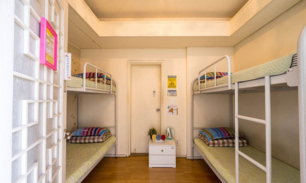 Mamas and Papas Guesthouse and Apartments in Seoul